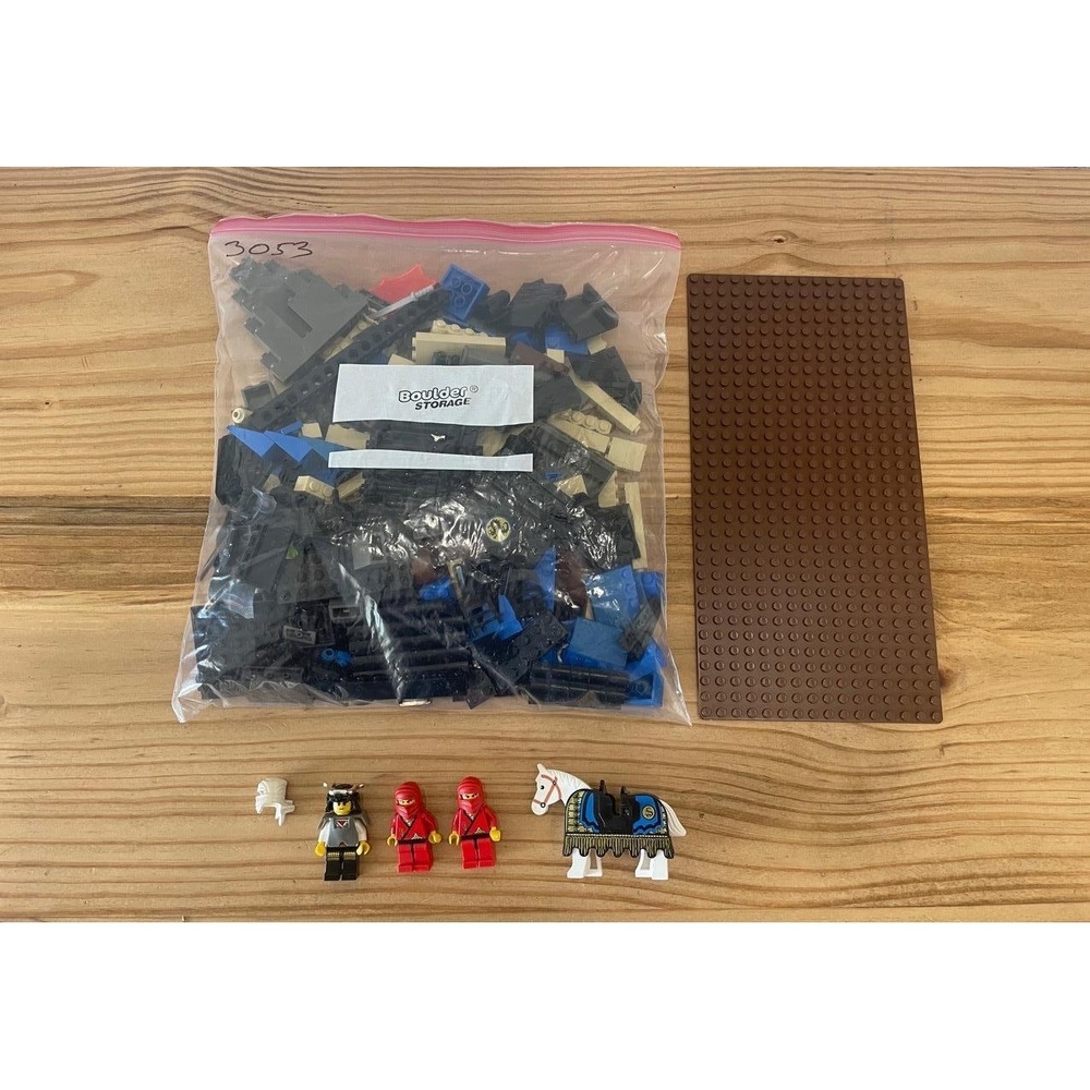 Lego 3053 Emperor’s Stronghold vintage 98% complete